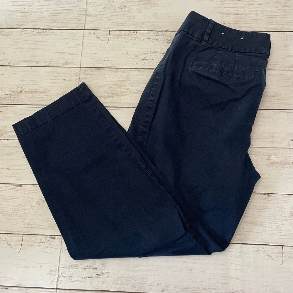 Women’s Blue Navy Anne Taylor LOFT Trousers Slacks Pants Size 4 Curvy Crop